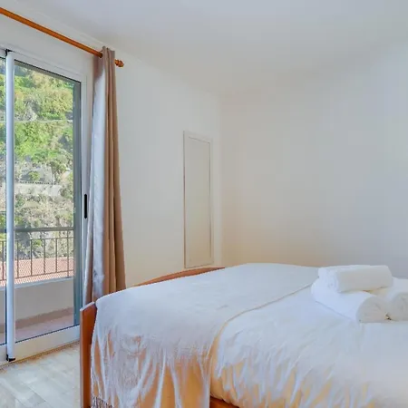 Ferienhaus Fuer 3 Personen Und 1 Kind In Ponta Do Sol, Madeira Suedkueste Von Madeira *